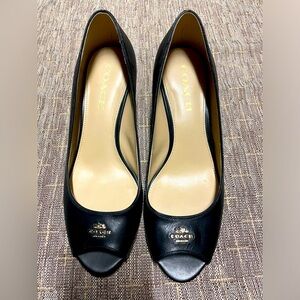 Coach GALA black Sz 8 EUC